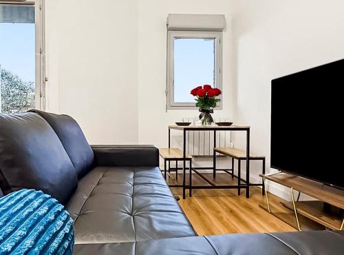 Duplex moderne et lumineux avec piscine et parking