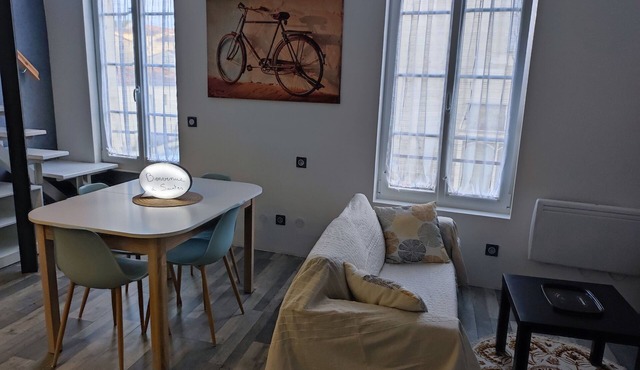 Duplex near Abbey, station and town center