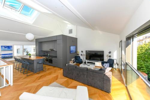 Duplex neuf et très lumineux en plein centre ville