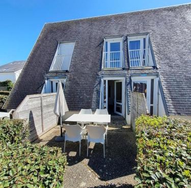 Duplex proche de la mer avec piscine