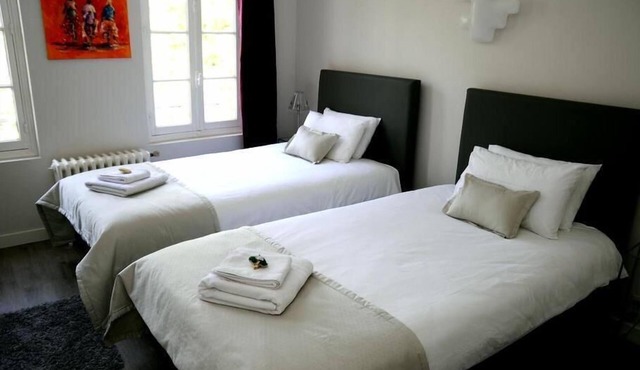 Duplex-Superior-Ensuite with Shower-Park view-Clévacances