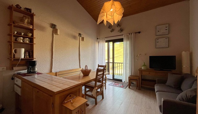 Duplex T2 apartment on slope for 6 people with ski box in Super-Sauze