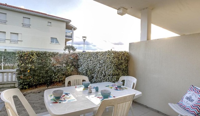 Duplex T4 à Biscarrosse Plage - 50m de l'Océan, Terrasse, Parking Privé, 6 Couchages - FR-1-521-12