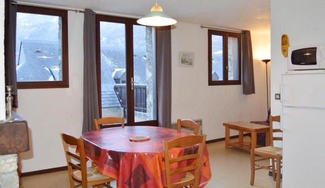 Duplex T4 7 pers avec terrasse et parking à Esquièze-Sère - FR-1-402-73