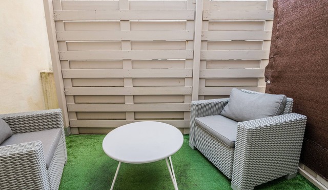 Duplex, Terrasse, Air Con, Car park