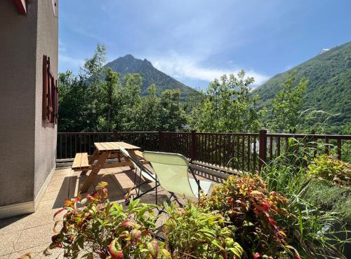 Duplex & terrasse panoramique. Parking. Piscine été