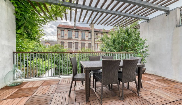 Duplex With Terrace and Parking in Villejuif