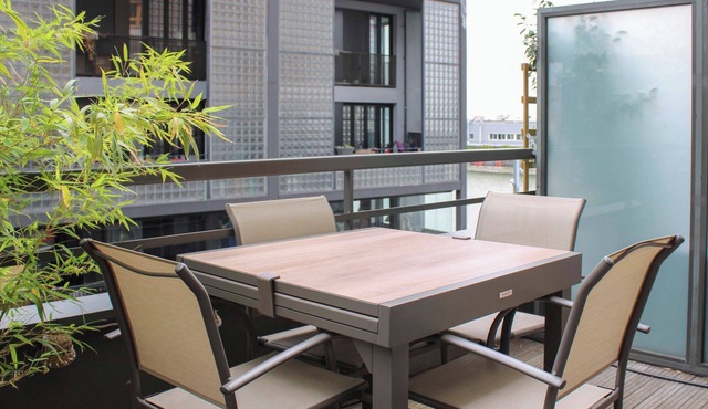Duplex with terrace and canal de l'Ourcq view