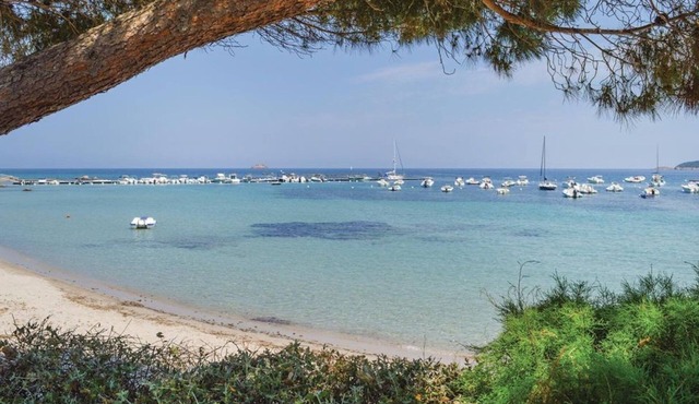 Duplex with terraces, 500m from the beach, sea view in residence with swimming pool