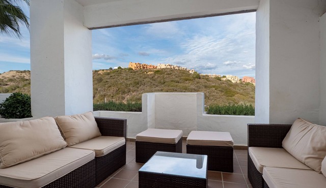 Duquesa Village 2147 Nice residence with swimming