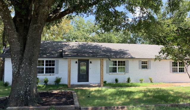 Durant 4BDR house/56 acres less than a 1/2 mile/Choctaw Casino