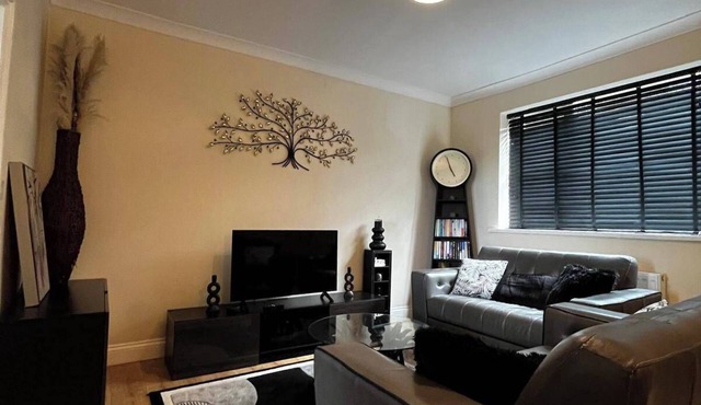 Durham, 3-Beds, Sleeps 5 - Close to Uni & Centre
