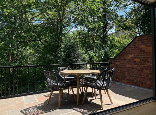 Durham City Centre Hideaway - Terrace with View & Parking