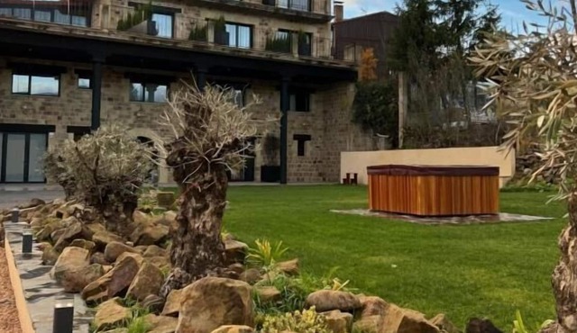Duruelo Mountain Suites