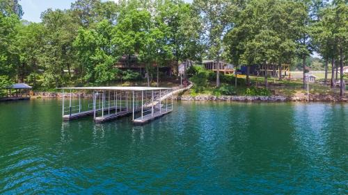 Duskin Point Retreat