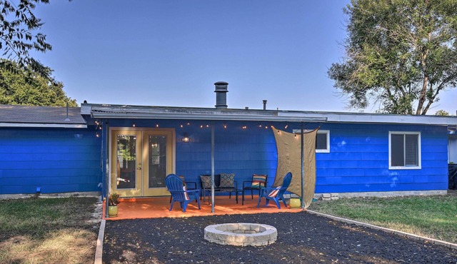 Dutch-Inspired San Antonio Home w/Fire Pit!