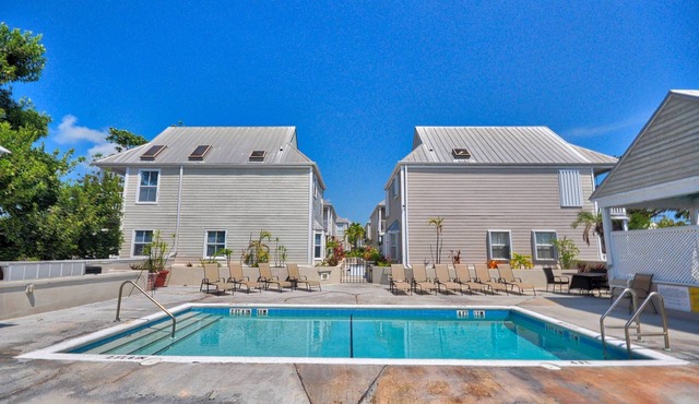 Duval Square Retreat w/Private Hot Tub, Pool, Parking & Walkable Location!