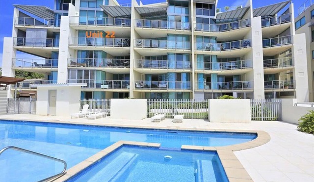 Dwell @ 22, Oceanfront Apartment