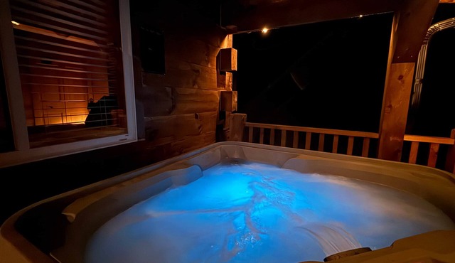 Dwelling Place - Selah Cabin with private hot tub, Selah Cabin
