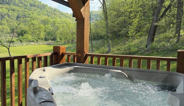 Dwelling Place - Shalom Cabin with private hot tub, Shalom Cabin