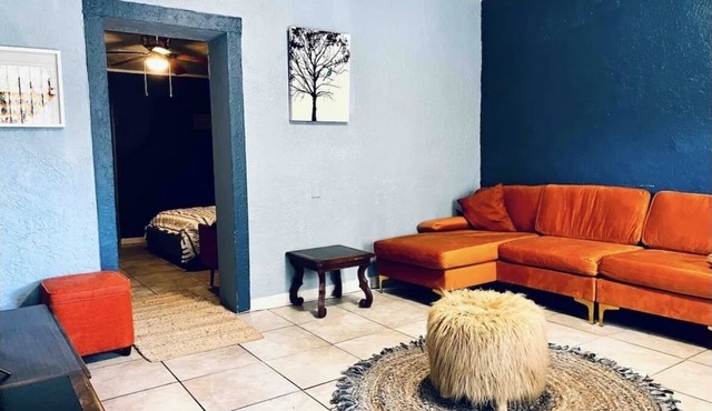 Dwtn Bungalow A, Pet Friendly