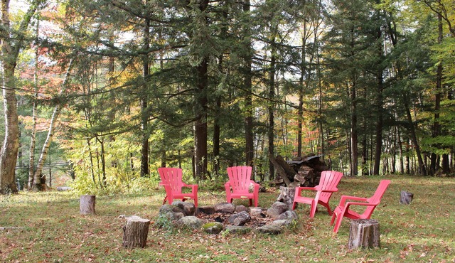 Dylann's Retreat - A Rustic 1920's Adirondack Camp