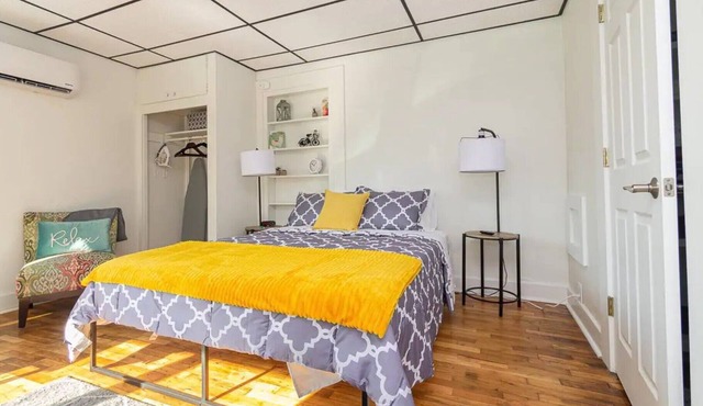 Dynamic Super Saver Studio Apartment MISTNO401-5