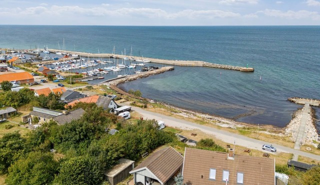 "Dzavid" - 50m from the sea by Interhome