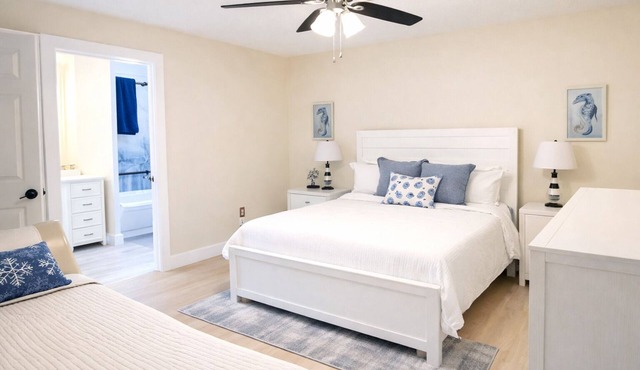 E&A SouthWest Miami Rentals Cozy 2BD Apartment with Private Parking