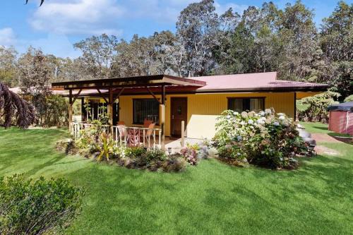 E Komo Mai Retreat (A & B)