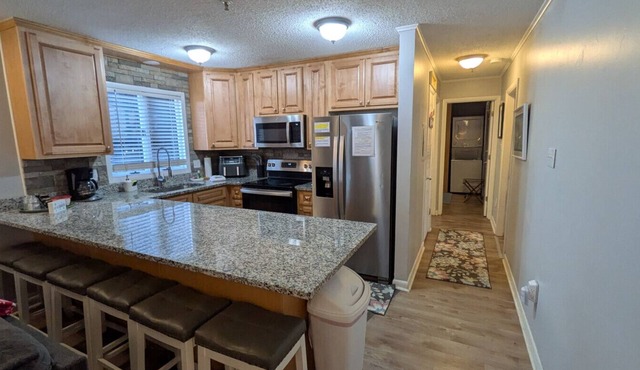 E101 · Winterplace Condo! Ski In Ski Out First Floor E101