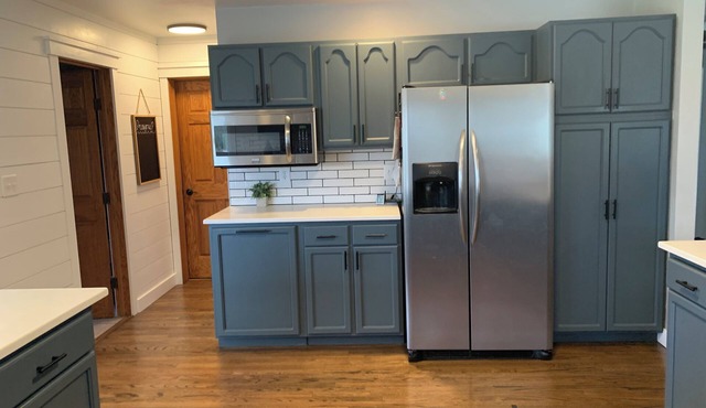 EAA- Clean and Spacious Country Home