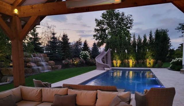 EAA Rental 6 bed 5 bath