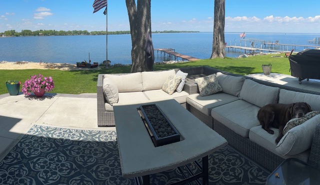 EAA RENTAL on Lake Winnebago!