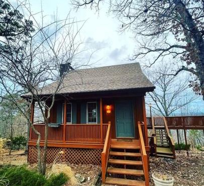 Eagle Crest cabin, White river view with hottub