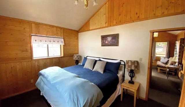 Eagle Nest Cabin Yellowstone Getaway in Cooke City
