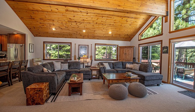 Eagle Pines by Hauserman Rentals