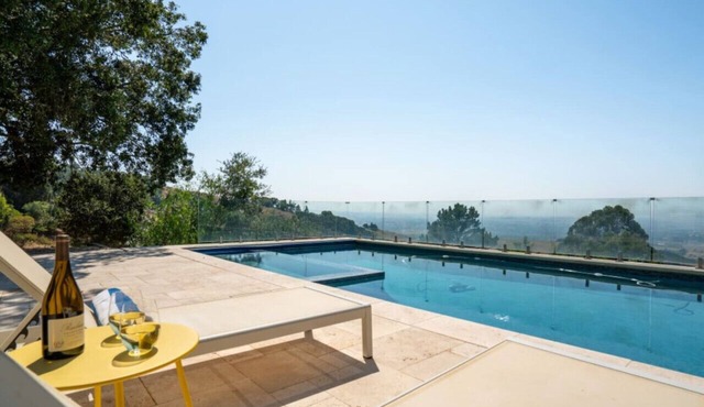 Eagle Ridge - 3 BD with Pool and Views