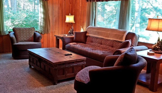 Eagle River/Conover House -Come Explore NearTrails