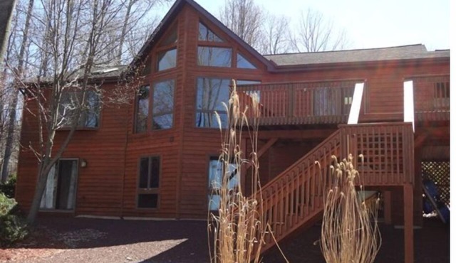 Eagle Rock Lake house- EAGLE ROCK PROPERTY OWNERS ONLY - Share lot# when booked