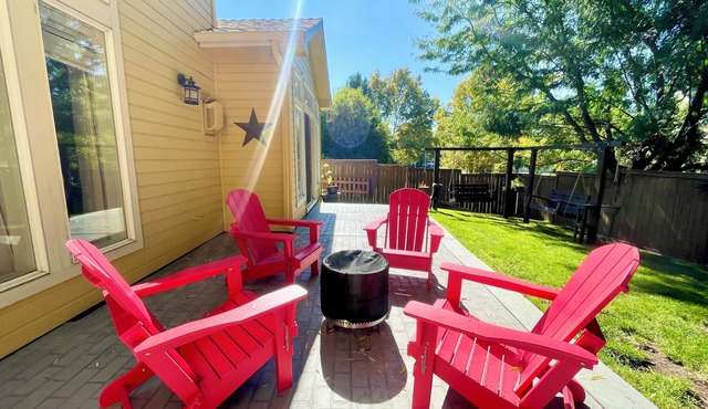 Eagle's Landing: Spacious 5BR Home w/Office, Dog Door & Nearby Family Park!