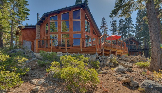 Eagle's Nest: 5 BR, 2.5 BA House in Homewood, Sleeps 13