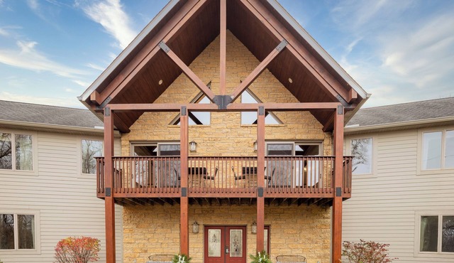 Eagle's Nest - Make Winter Memories @ Galena's Premier 8 BR Home - Hot Tub