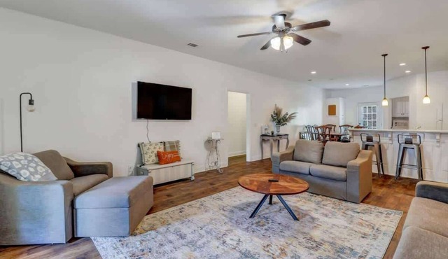 Eagle's Refuge - Close to GSU & Paulson Stadium