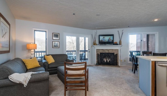 Eagle View Condo @ Lake Monroe