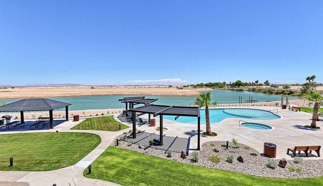 Eagle Village @ Islas del Mar B2
