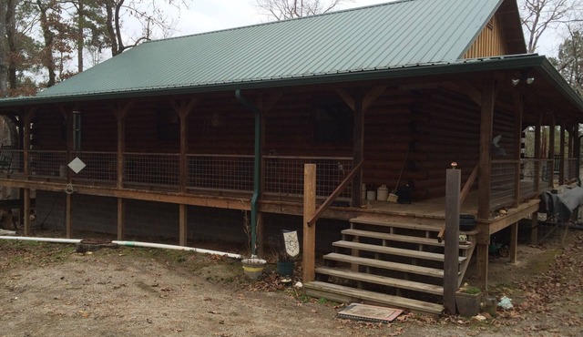 Eagles' Nest Getaway: Experience Life on the Little Missouri River