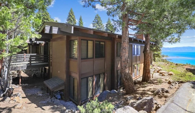 Eagles Nest Lakeview Condo #28