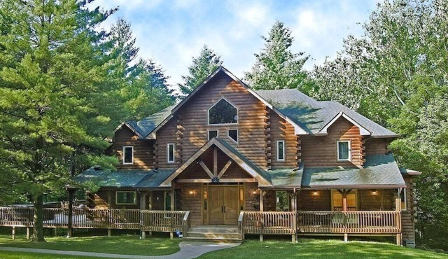 Eagles Nest Lodge - Ultimate Vacation Destination!