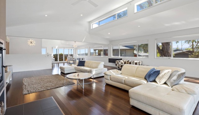 Eagles Nest - Merrijig - Sleeps 10